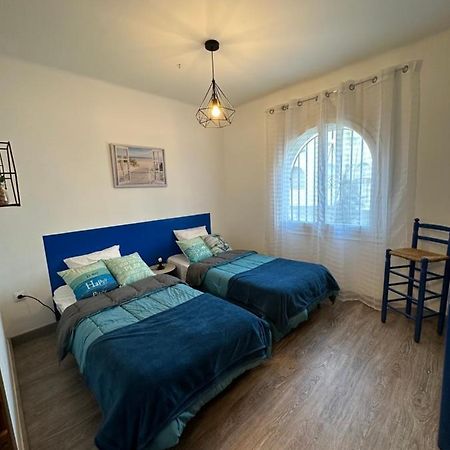 Maison De Vacances Avec Amarre เอมปูเรียบราบา ภายนอก รูปภาพ